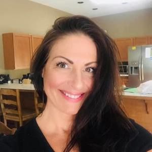 Meet your Posher, Tina